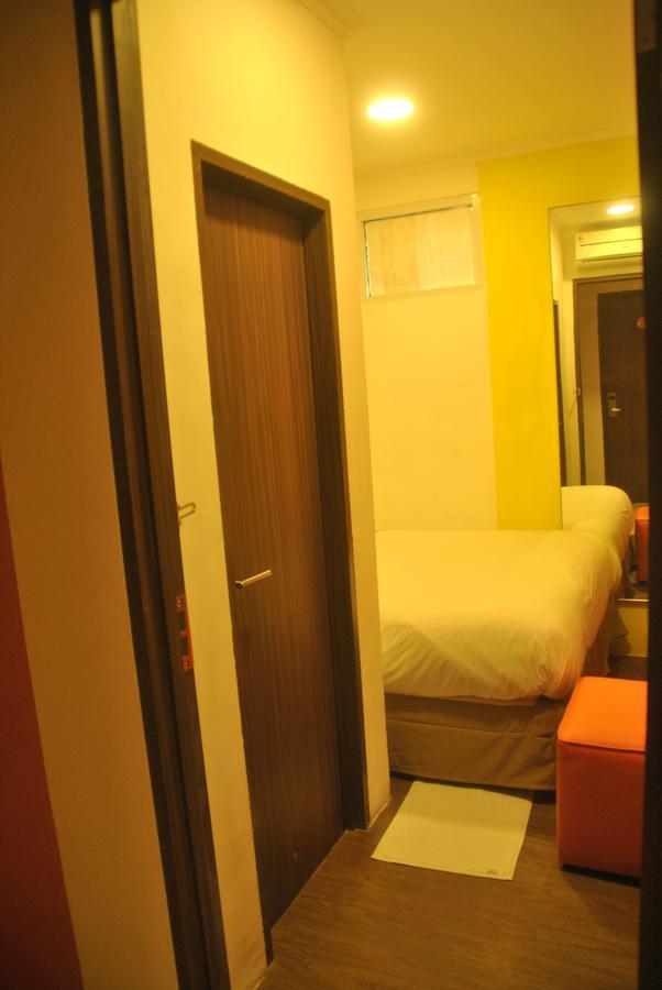 Djo Front One Inn Bengkulu Luaran gambar