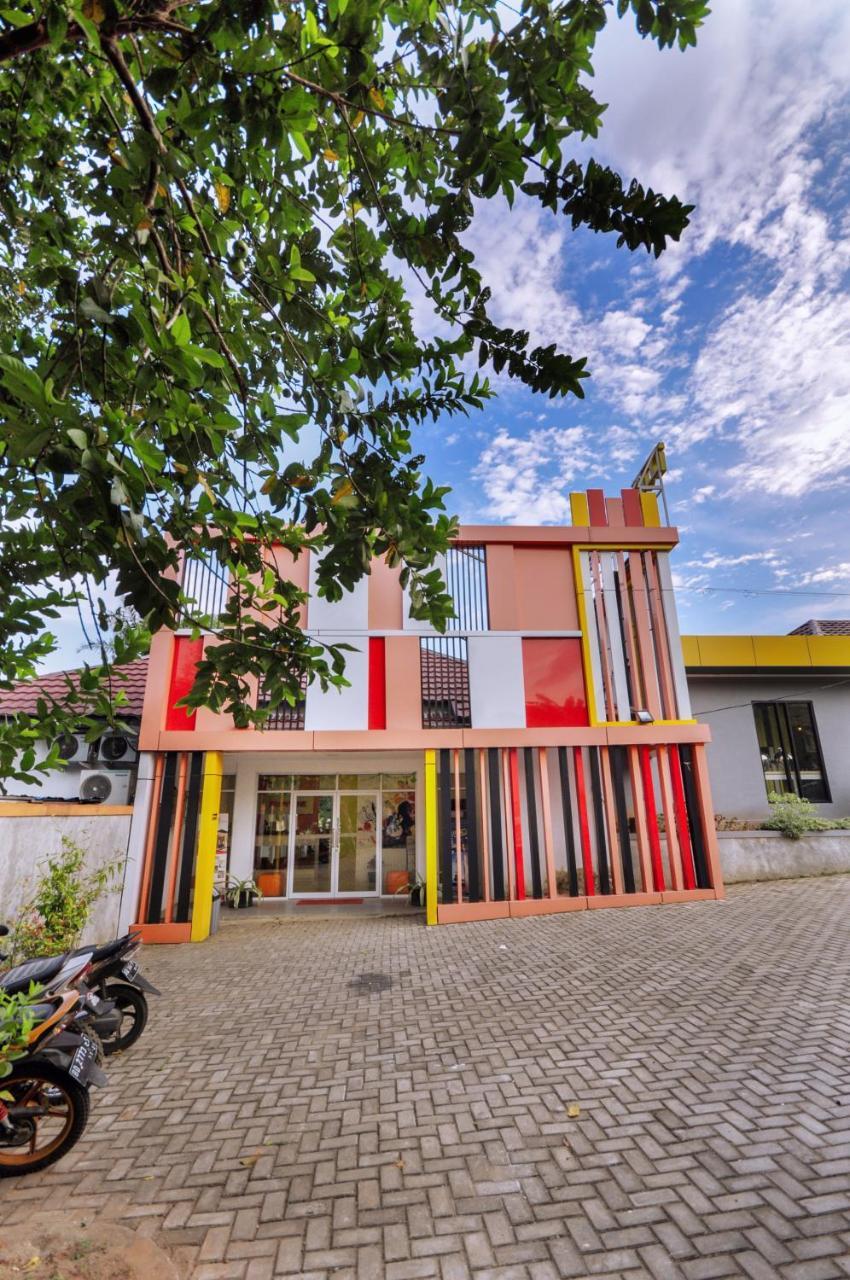 Djo Front One Inn Bengkulu Luaran gambar