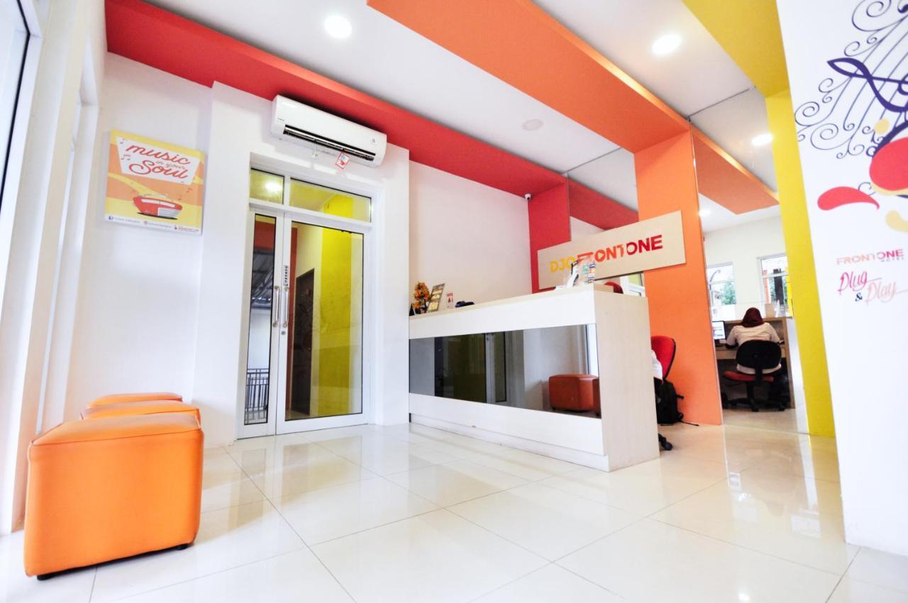 Djo Front One Inn Bengkulu Luaran gambar